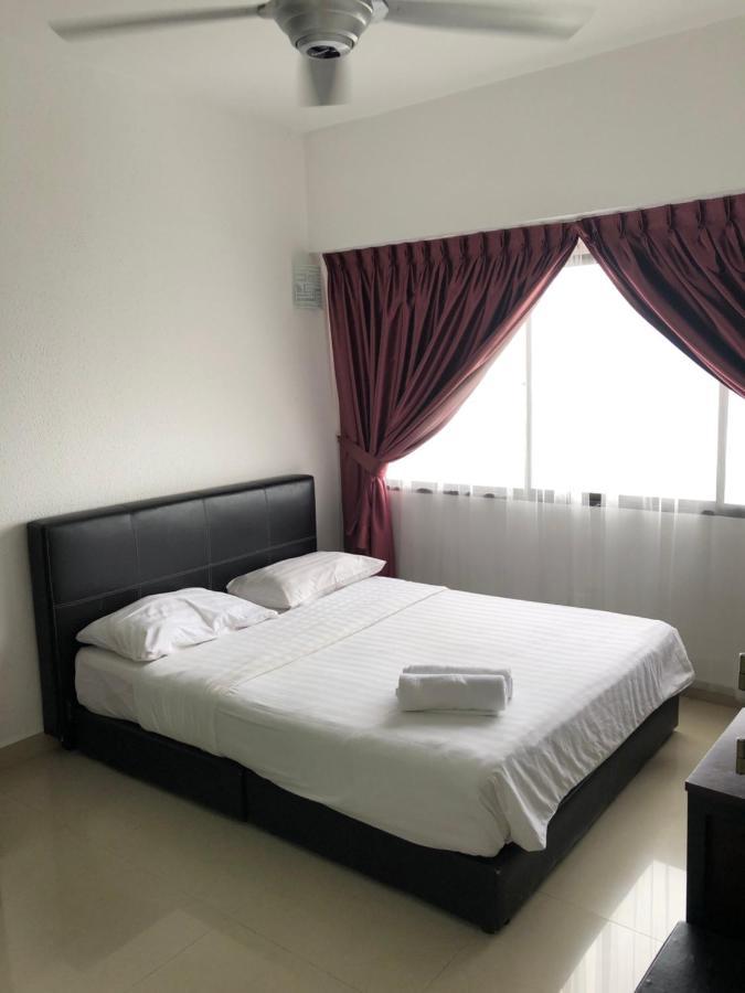 Beach Resort Home Stay Sri Sayang 05 Apartment Batu Ferringhi 2Bedroom Buitenkant foto
