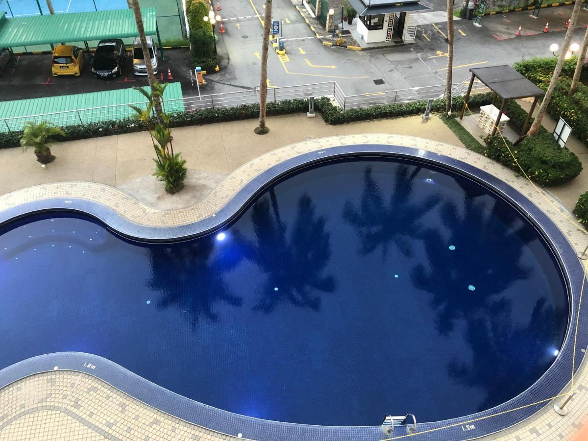 Beach Resort Home Stay Sri Sayang 05 Apartment Batu Ferringhi 2Bedroom Buitenkant foto